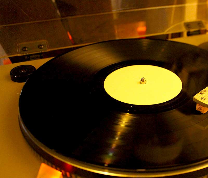 le rideau de fer. MAINGAUCHE.COM